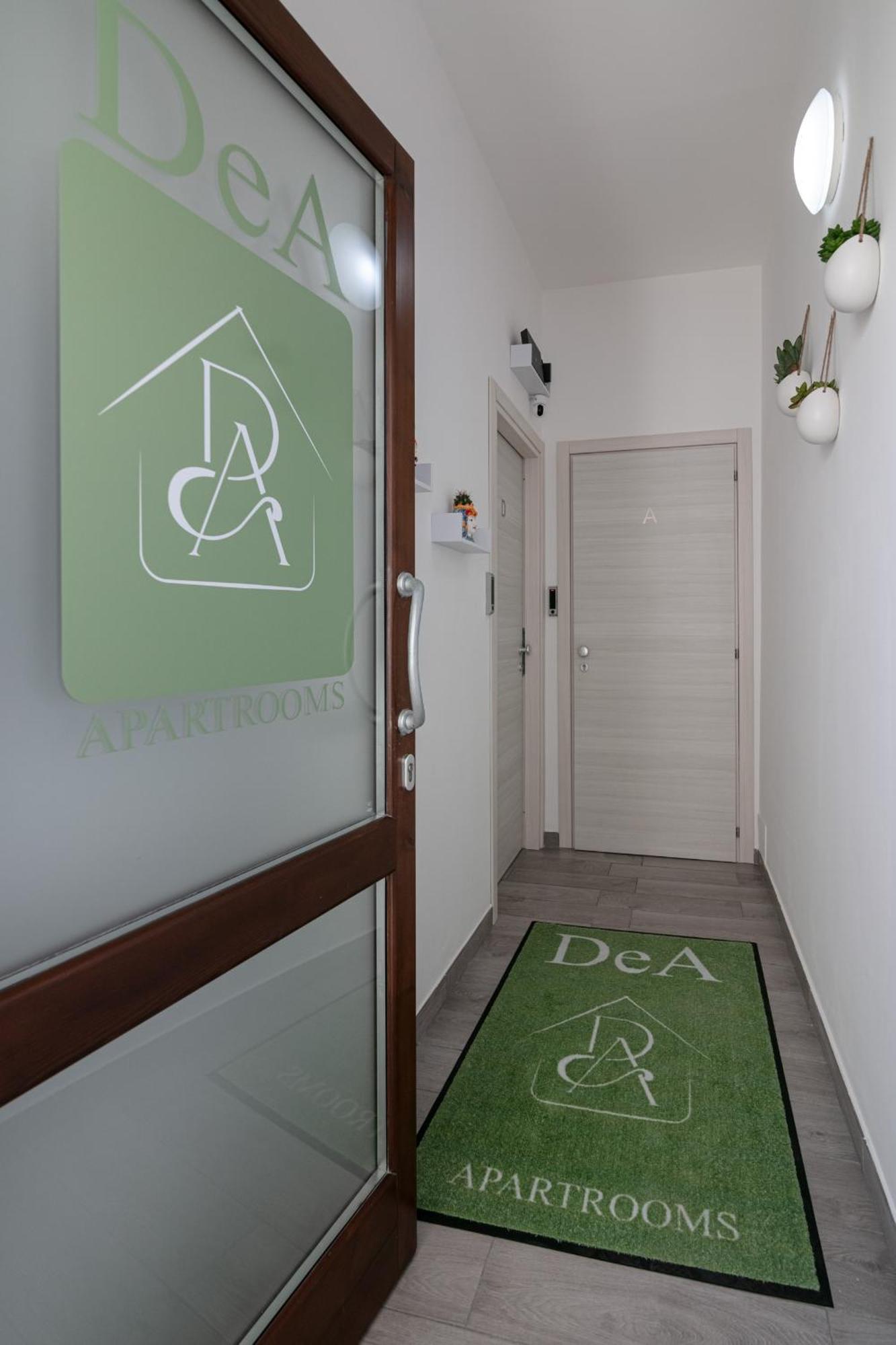Dea Apartrooms Termoli Bagian luar foto