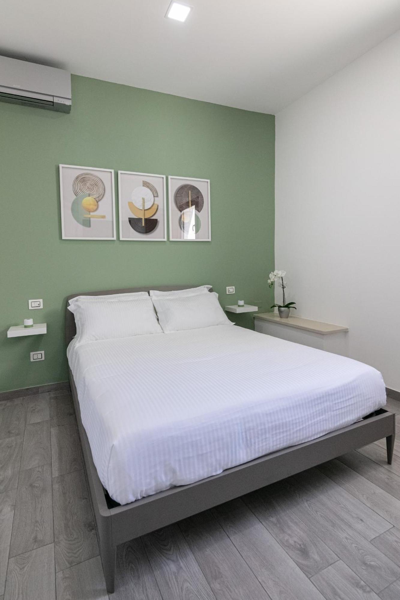 Dea Apartrooms Termoli Bagian luar foto