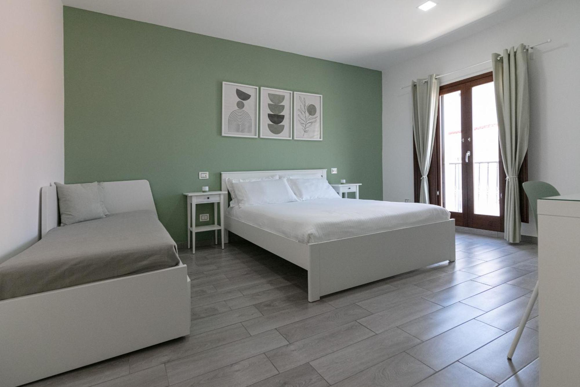 Dea Apartrooms Termoli Bagian luar foto