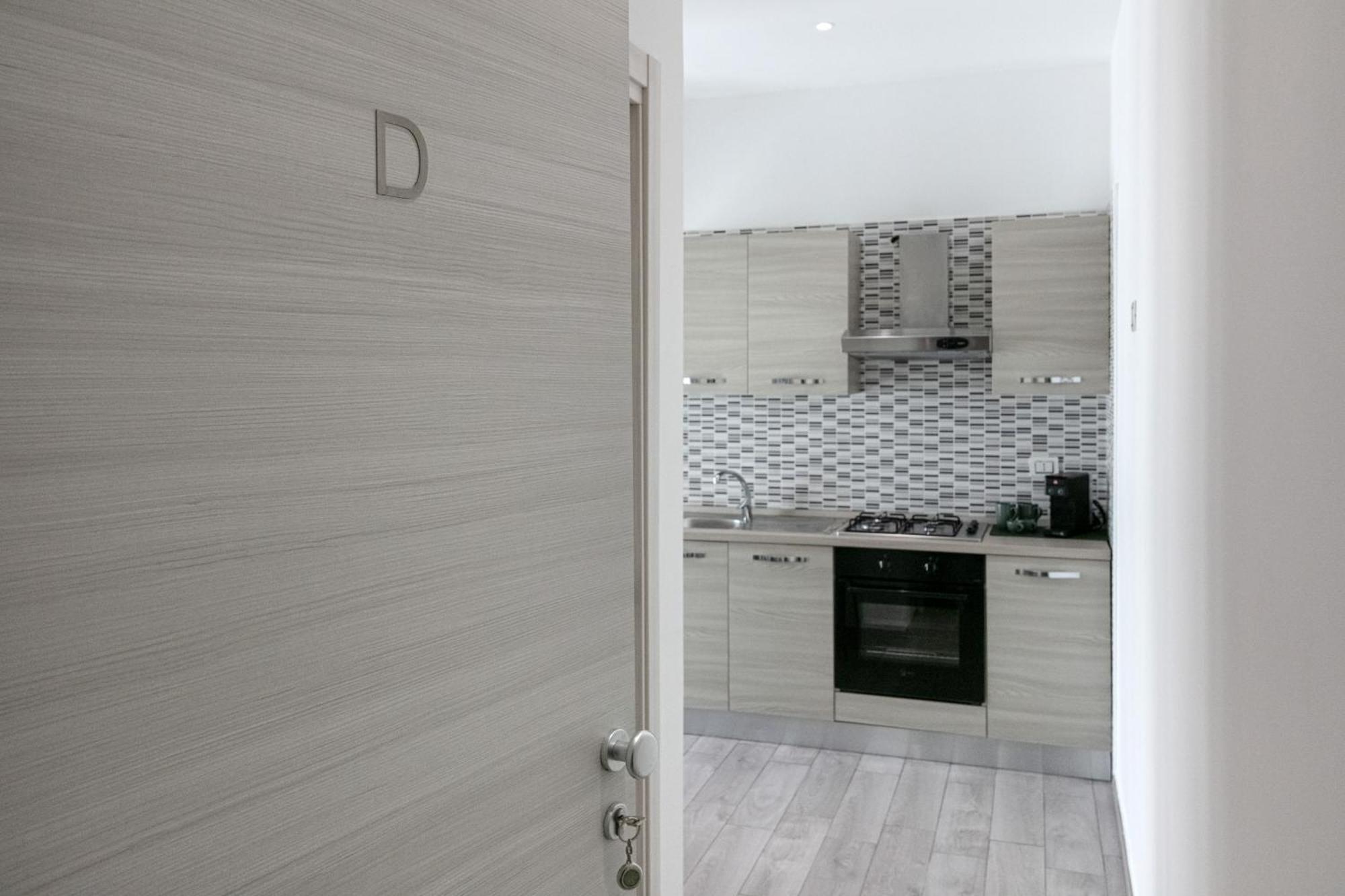 Dea Apartrooms Termoli Bagian luar foto